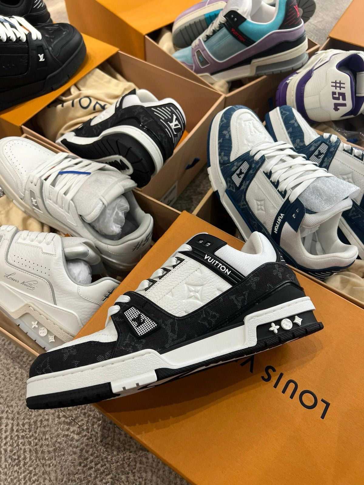 LV TRAINERS